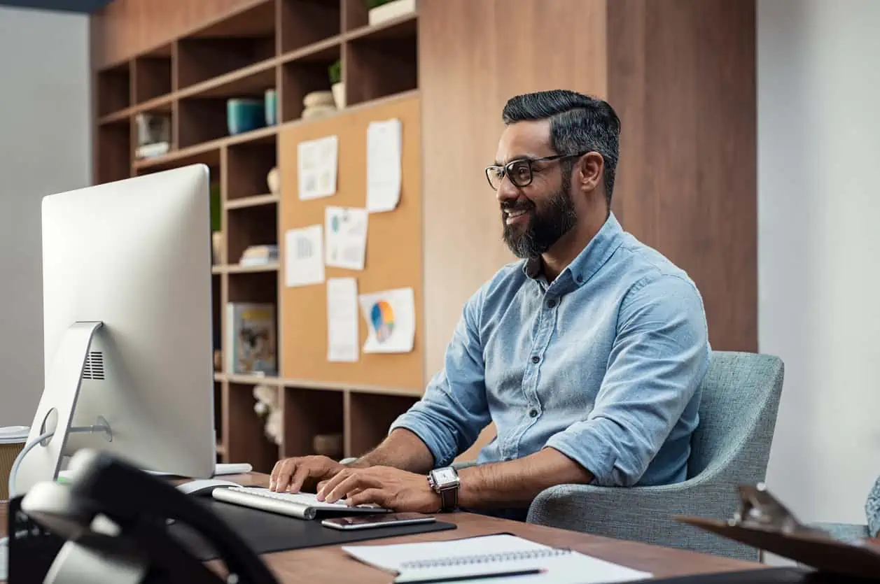 zoho technology saas business