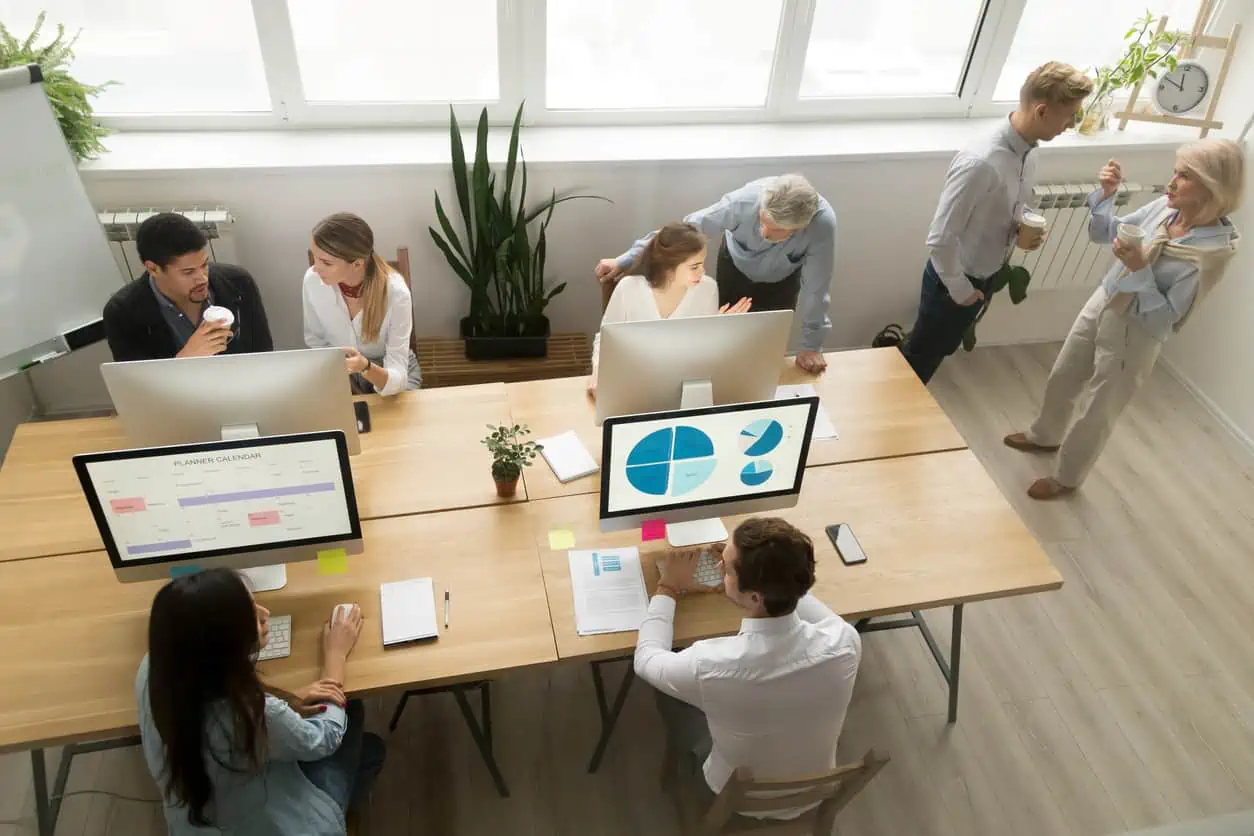 zoho technology saas business