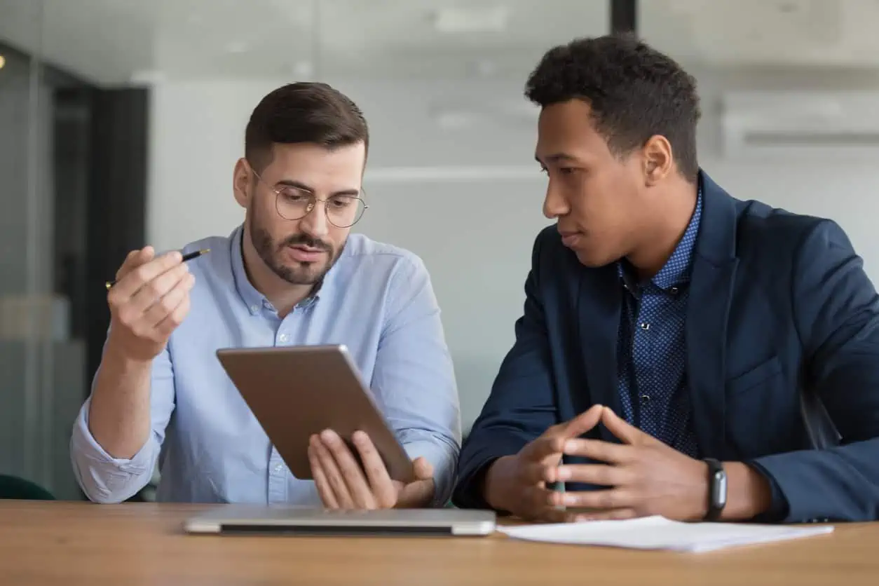 zoho fsm or fieldtech