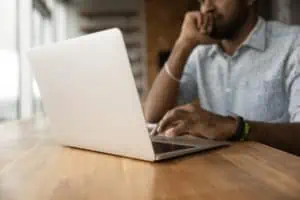 Migrating from Hubspot to Zoho with help of ZBrains